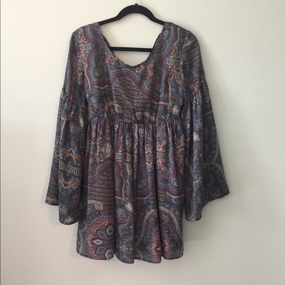 Altard State Paisley Bell Sleeve Open Back Dress